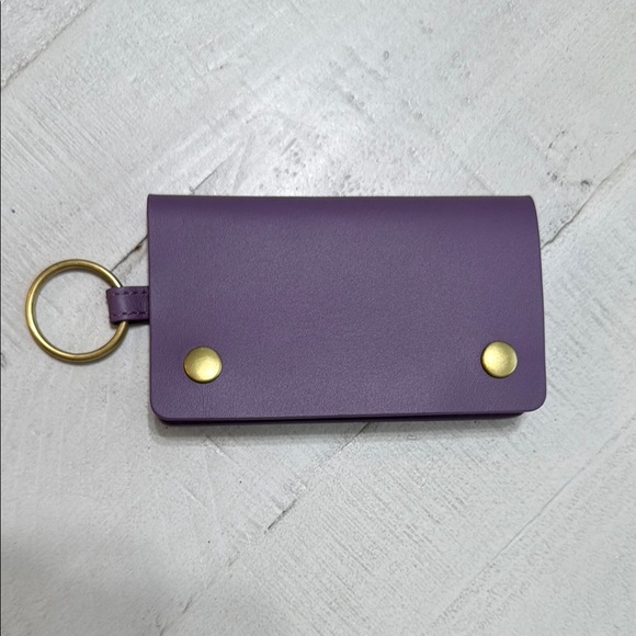 Sophisticated Purple Card Holder with Gold Details - Picture 1 of 7